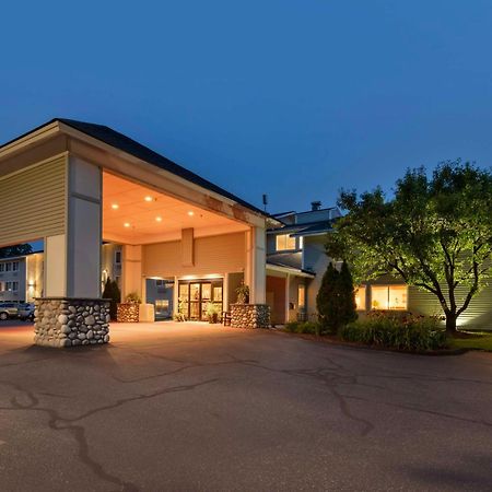 Best Western Plus Windjammer Inn&Conference Center Burlington Extérieur photo