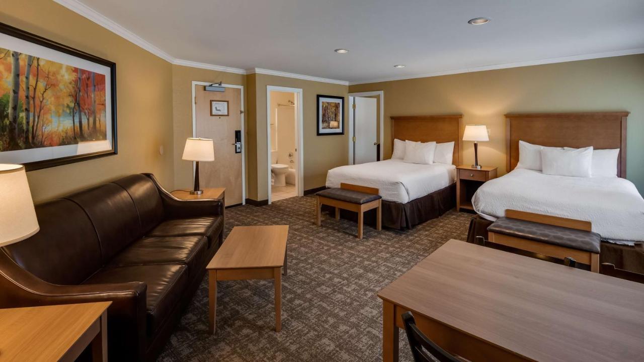 Best Western Plus Windjammer Inn&Conference Center Burlington Extérieur photo