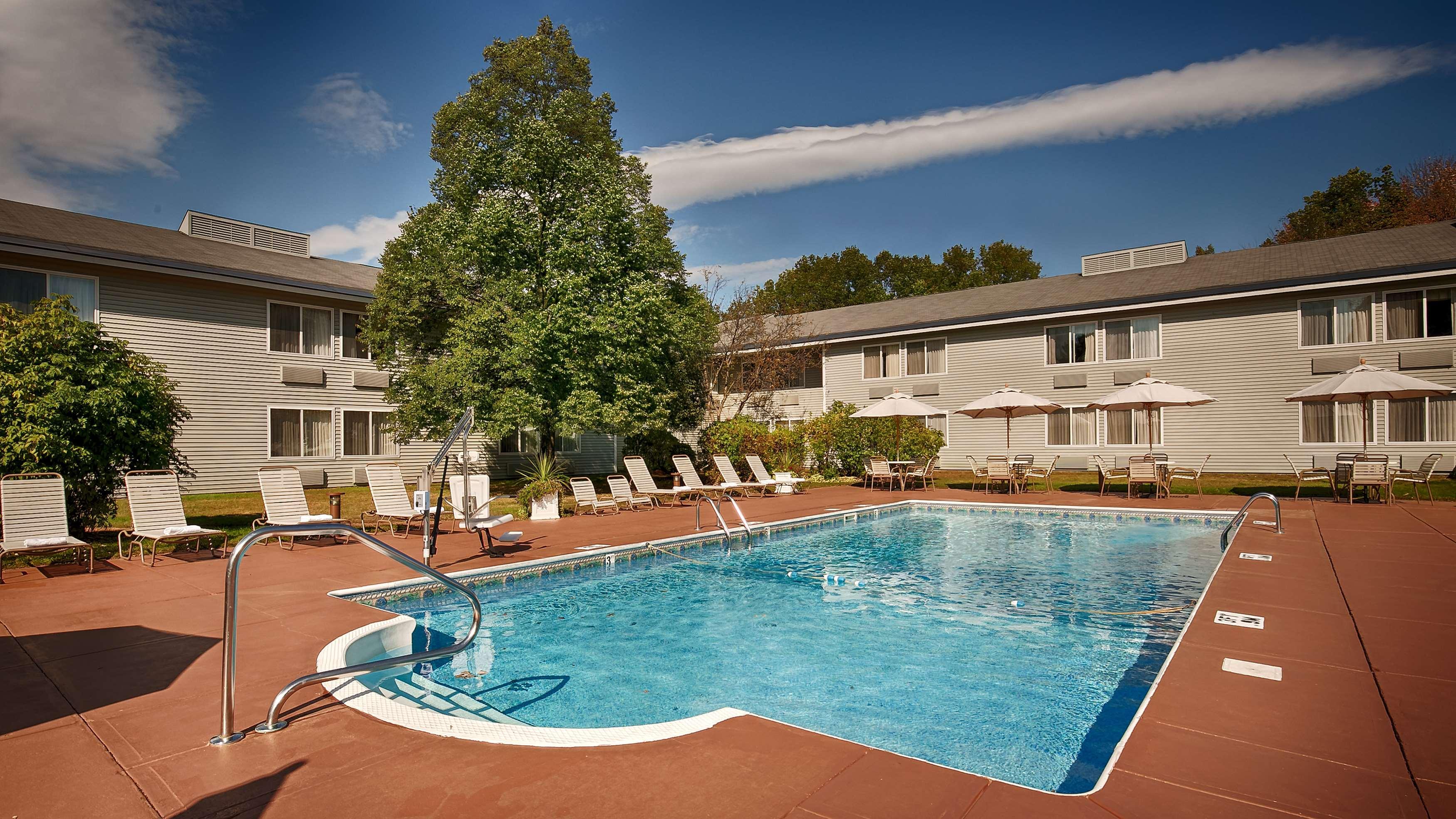 Best Western Plus Windjammer Inn&Conference Center Burlington Extérieur photo