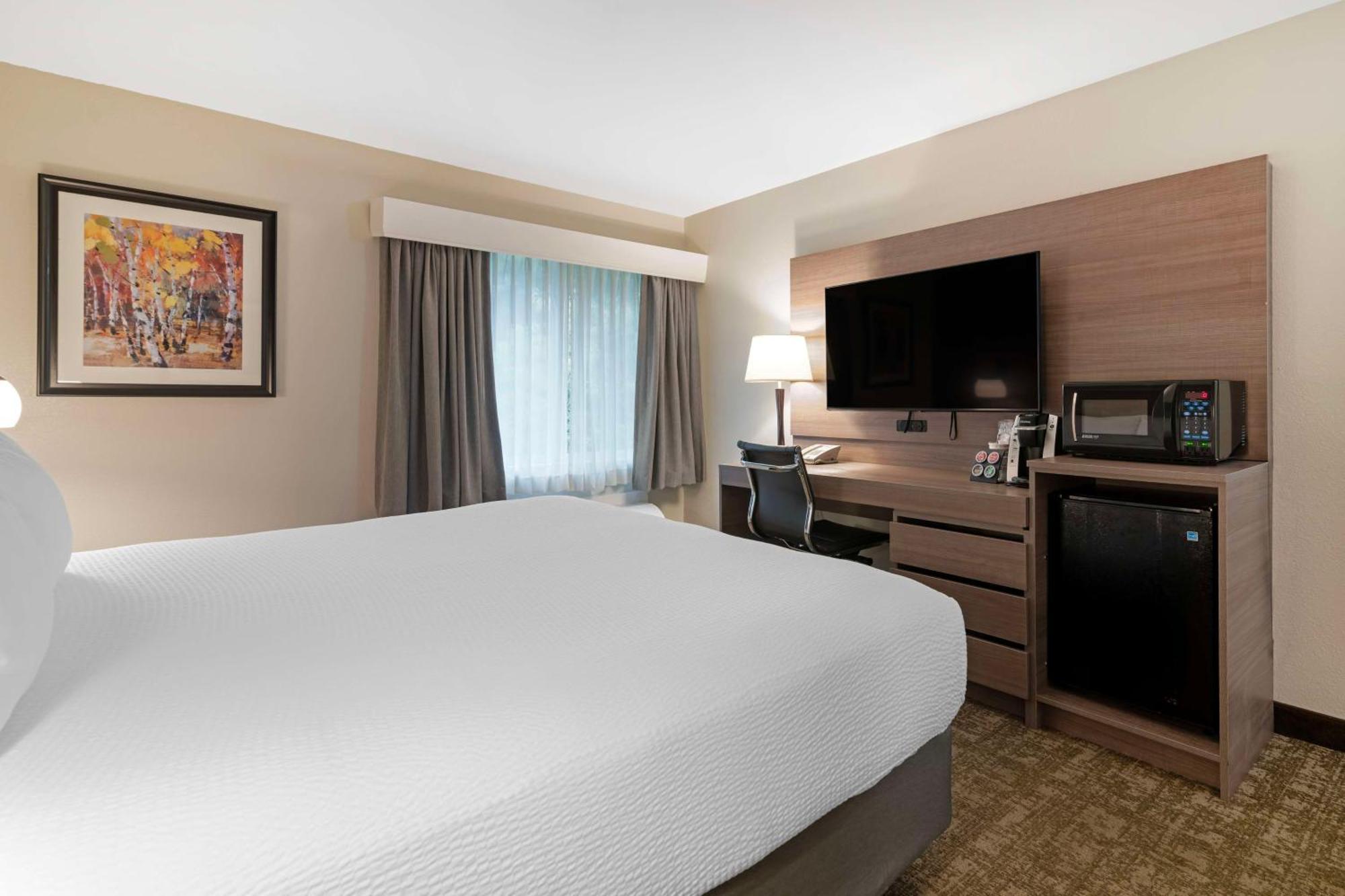Best Western Plus Windjammer Inn&Conference Center Burlington Extérieur photo