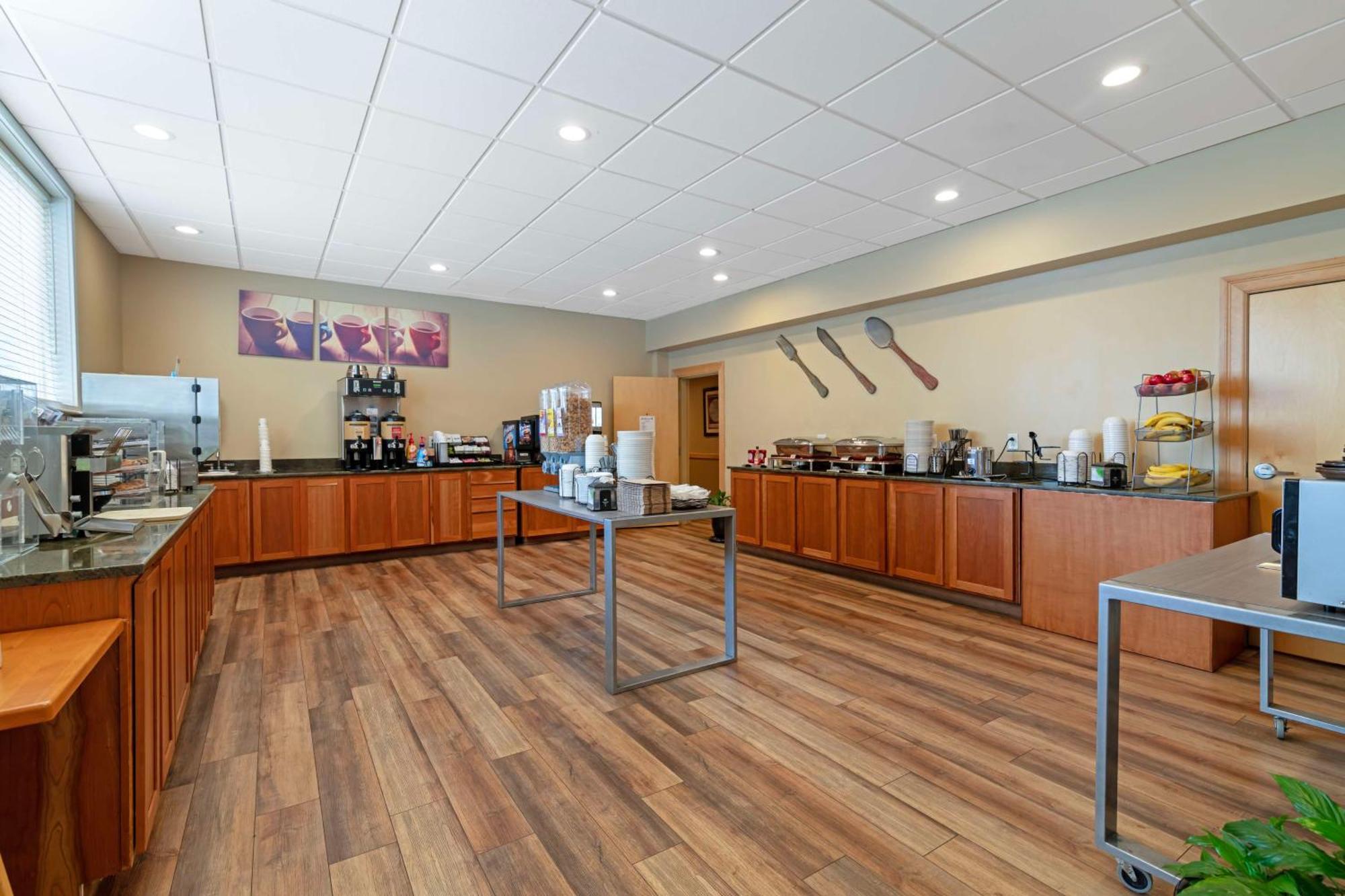 Best Western Plus Windjammer Inn&Conference Center Burlington Extérieur photo